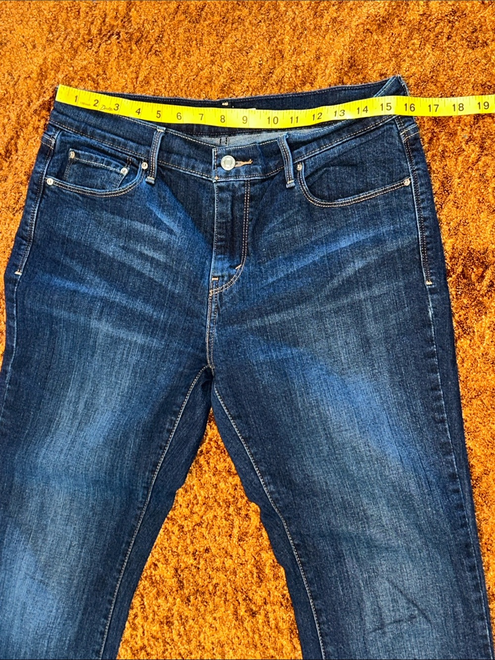 Levi's Women's Indigo Straight-Leg Jeans - Picture 2 of 9